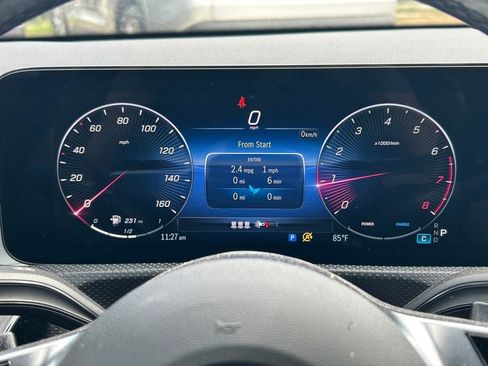 Used 2025 Mercedes-Benz CLA 250 4MATIC image 35