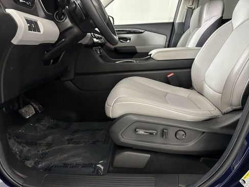 Certified 2025 Honda Pilot Touring image 23