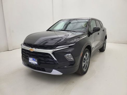 Used 2025 Chevrolet Blazer LT AWD/4WD image 19