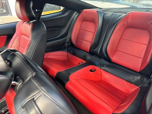 Used 2015 Ford Mustang GT Premium image 15