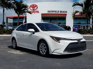 Used 2020 Toyota Corolla LE video 1