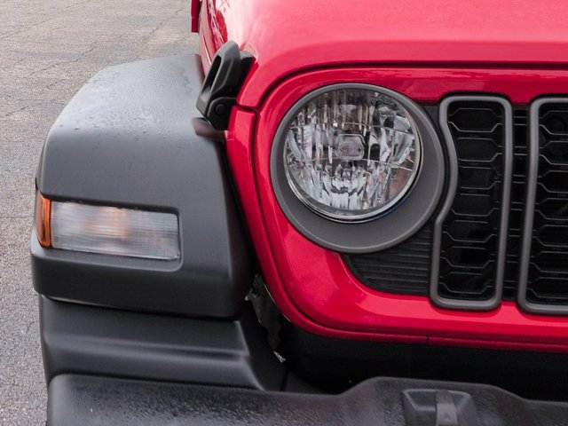 Used 2026 Jeep Wrangler Unlimited Sport AWD/4WD image 9