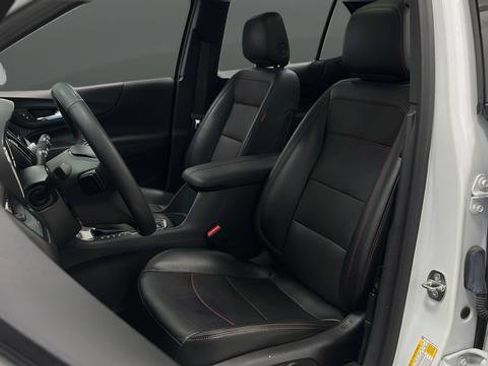 Used 2023 Chevrolet Equinox RS w/ RS Leather Package AWD/4WD image 9