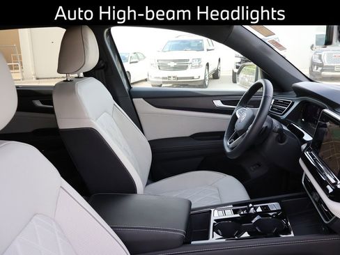 Certified 2026 Volkswagen Atlas Cross Sport SEL Premium R-Line AWD/4WD image 14