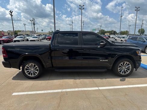 Used 2021 RAM 1500 Laramie w/ Sport Appearance Package AWD/4WD image 5