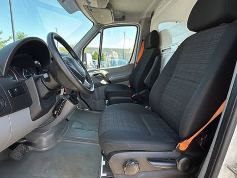 Used 2018 Mercedes-Benz Sprinter 3500 image 19