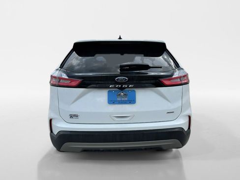 Used 2022 Ford Edge SEL w/ Convenience Package AWD/4WD image 3