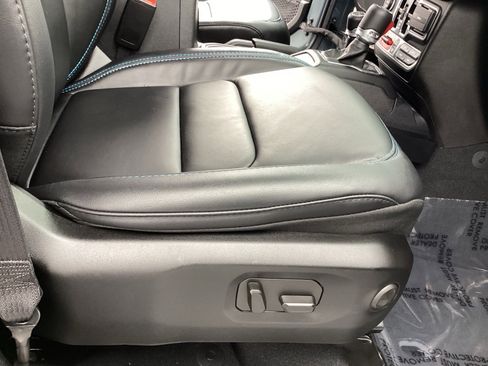 Used 2024 Jeep Wrangler Unlimited Rubicon 4xe image 20