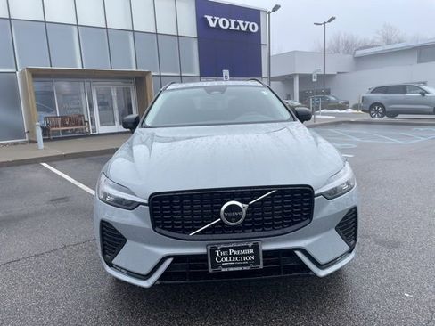 Certified 2025 Volvo XC60 B5 Plus image 6
