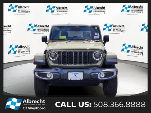 New 2026 Jeep Gladiator Sport AWD/4WD image 8