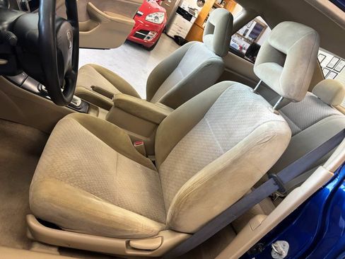 Used 2004 Honda Civic VP image 17
