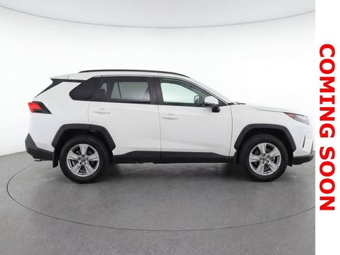 Used 2023 Toyota RAV4 XLE w/ Convenience Package image 10