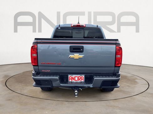 Used 2018 Chevrolet Colorado Z71 AWD/4WD image 11
