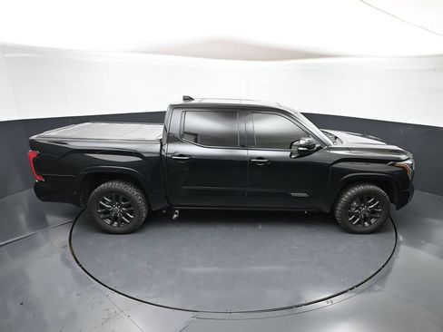 Used 2023 Toyota Tundra Platinum AWD/4WD image 35