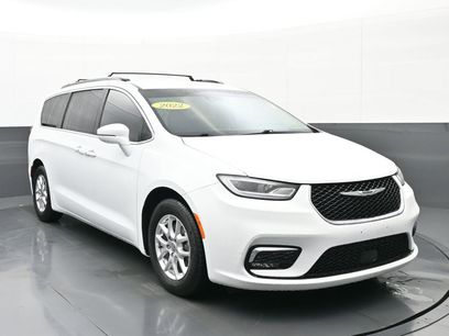 Used 2022 Chrysler Pacifica Touring-L
