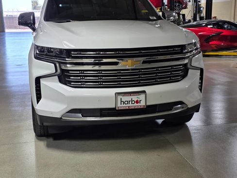 Used 2023 Chevrolet Tahoe Premier AWD/4WD image 9