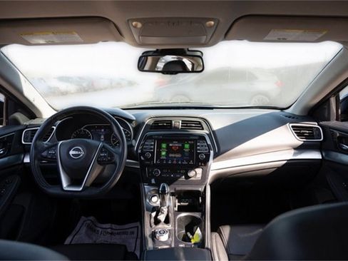 Used 2023 Nissan Maxima SV w/ Floor Mat Group image 3