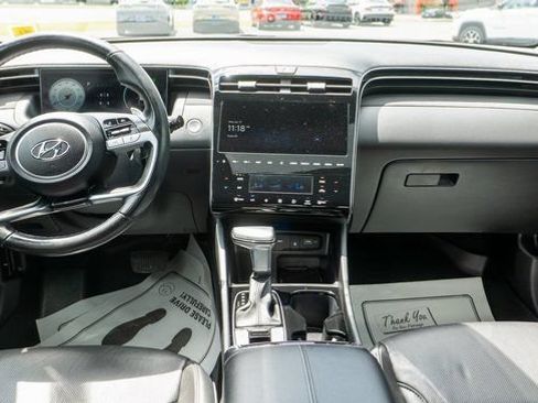 Used 2022 Hyundai Santa Cruz Limited AWD/4WD image 16