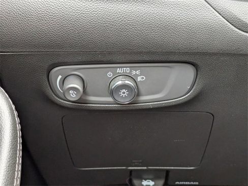 Used 2024 Buick Encore GX Sport Touring image 26