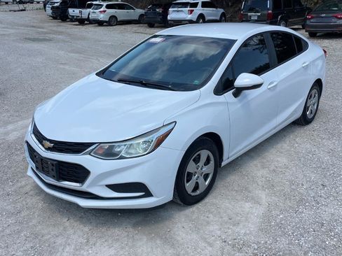 Used 2017 Chevrolet Cruze LS w/ LS Fleet Convenience Package FWD image 2