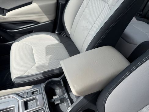 Used 2022 Subaru Forester w/ Popular Package #1 image 14