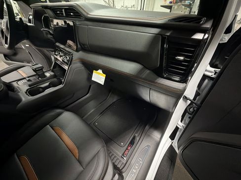 New 2026 GMC Sierra 1500 AT4 image 28