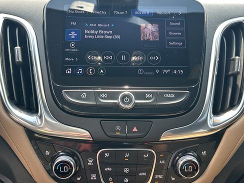 Used 2022 Chevrolet Equinox Premier FWD image 30