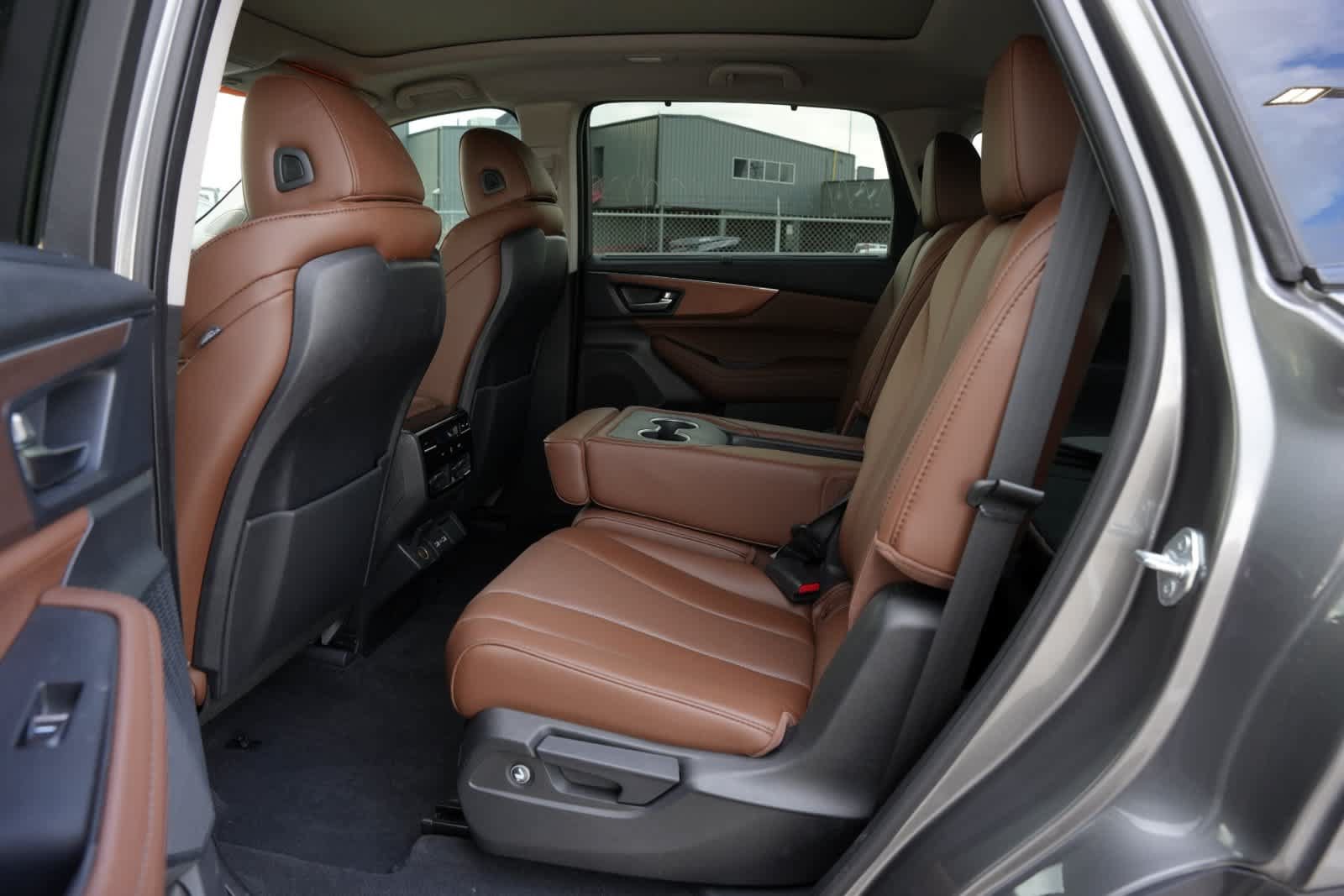 Used 2024 Acura MDX w/ Technology Package AWD/4WD image 18