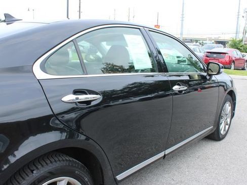 Used 2012 Lexus ES 350 w/ Touring Special Edition FWD image 46