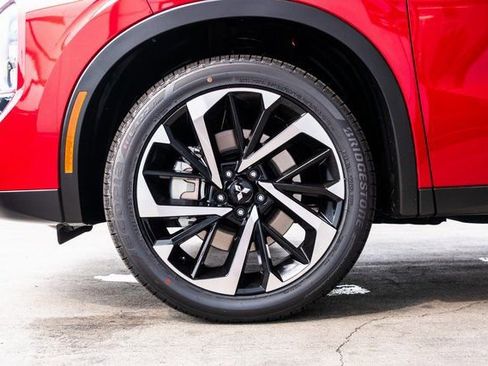 New 2025 Mitsubishi Outlander SE AWD/4WD image 7