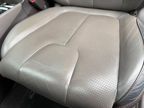 Used 2020 Hyundai Santa Fe Limited AWD/4WD image 24