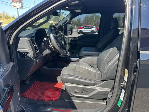 Used 2022 Ford F250 Lariat w/ Lariat Ultimate Package AWD/4WD image 13