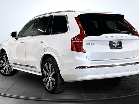 Certified 2024 Volvo XC90 T8 Ultimate AWD/4WD image 16
