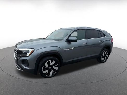 Used 2025 Volkswagen Atlas Cross Sport SE image 8