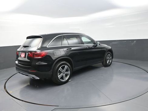 Used 2021 Mercedes-Benz GLC 300 4MATIC image 16