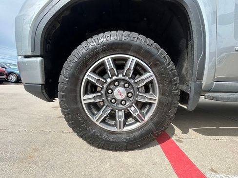 Used 2024 GMC Sierra 1500 AT4 w/ AT4 Carbonpro Edition AWD/4WD image 6