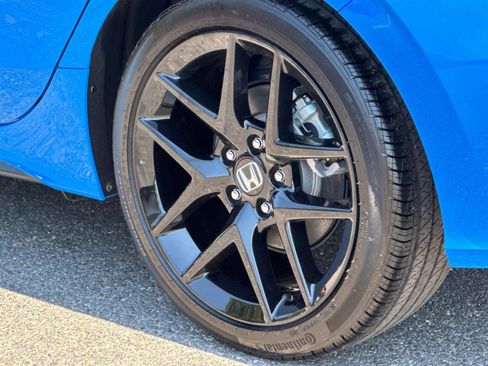 Certified 2025 Honda Civic Sport image 9