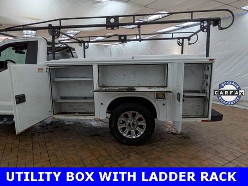 Used 2018 Ford F350 XL w/ XL Decor Group image 8