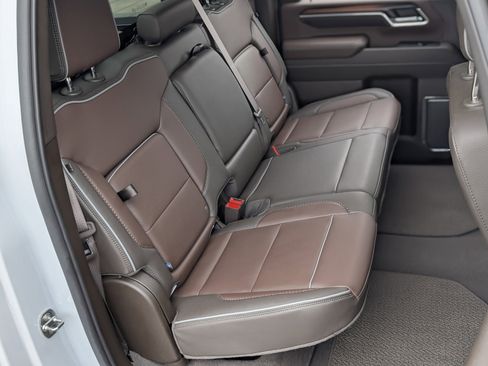 Used 2024 GMC Sierra 2500 Denali w/ Denali Reserve Package image 20