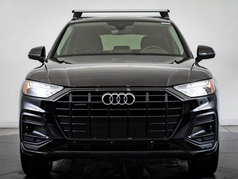 Certified 2025 Audi Q5 2.0T Premium w/ Convenience Plus Package image 2