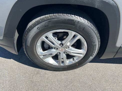 Used 2023 GMC Terrain SLE w/ LPO, Floor Liner Package FWD image 13