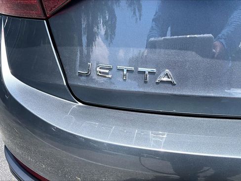 Used 2022 Volkswagen Jetta SE FWD image 10
