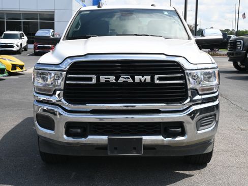 Used 2021 RAM 2500 Big Horn AWD/4WD image 3
