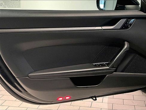 Used 2020 Porsche 911 Carrera image 26