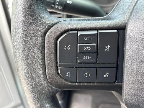 Certified 2025 Ford F250 XLT AWD/4WD image 17