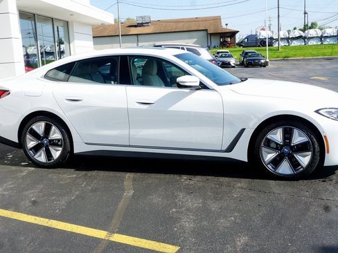 Certified 2024 BMW i4 xDrive40i w/ Premium Package image 3