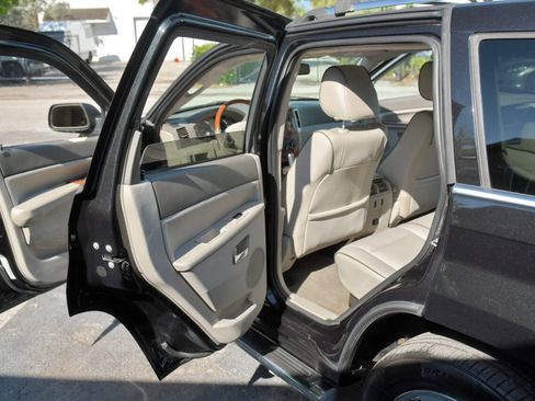 Used 2008 Jeep Grand Cherokee Overland w/ Mopar Chrome Edition Group AWD/4WD image 13