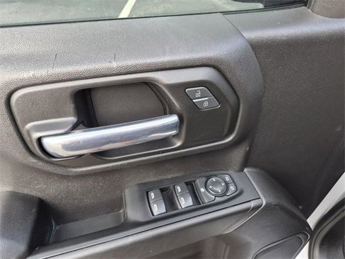 Used 2022 Chevrolet Silverado 1500 Custom image 19