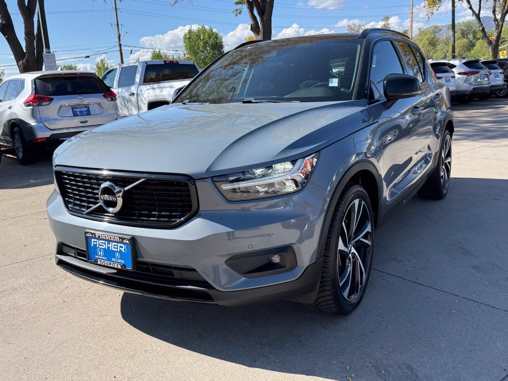 Used 2020 Volvo XC40 T5 R-Design w/ Protection Package Premier AWD/4WD image 8