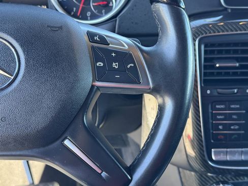 Used 2017 Mercedes-Benz G 65 AMG 4MATIC image 26